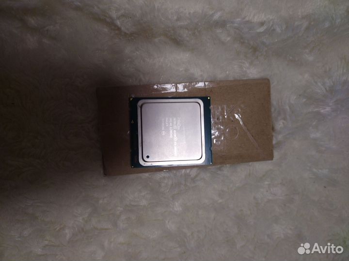 Процессор Xeon E5 2660v2