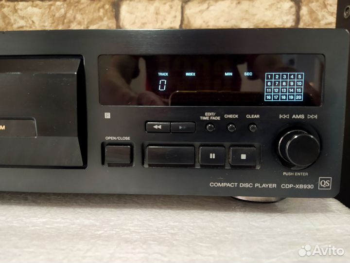 Sony CDP-XB 930 QS