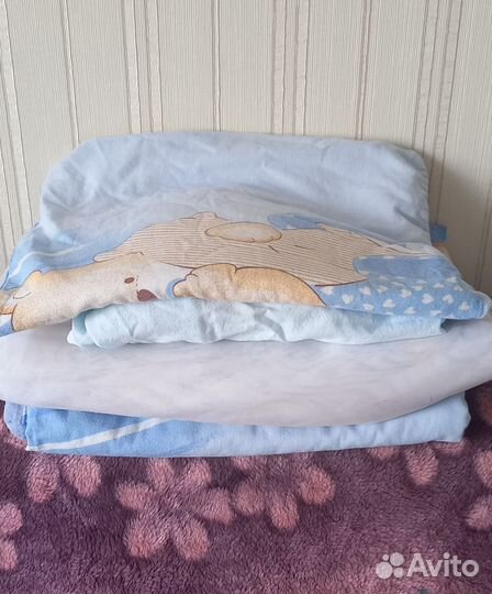 Набор в детскую кроватку