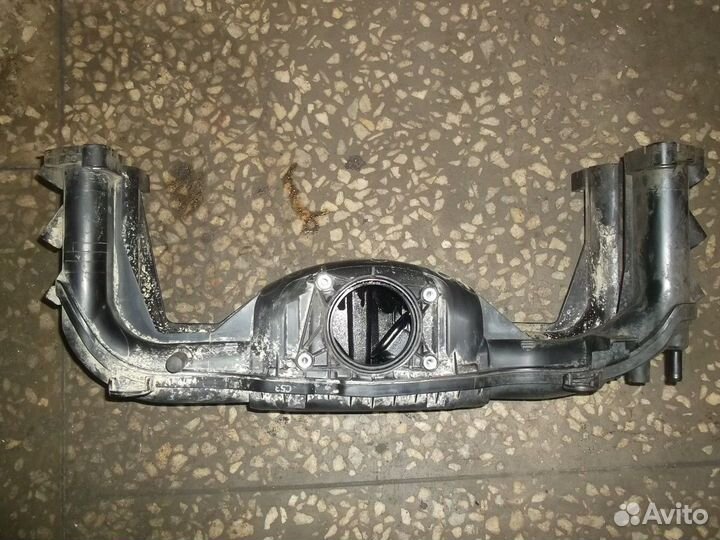 Коллектор впускной (Subaru Outback)