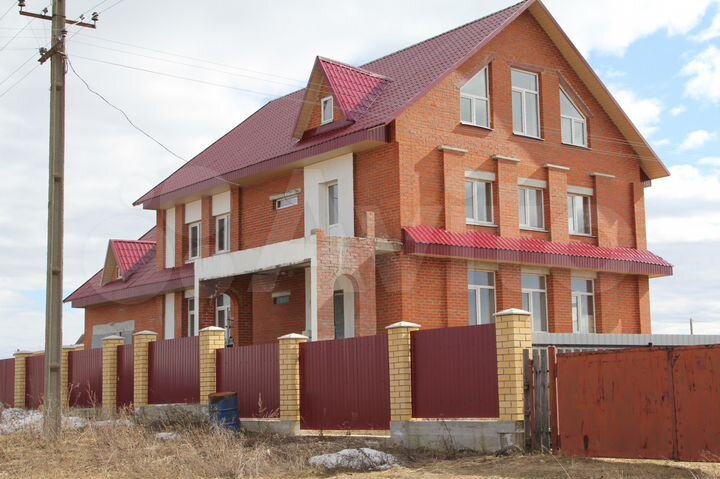 Коттедж 502 м² на участке 16 сот.