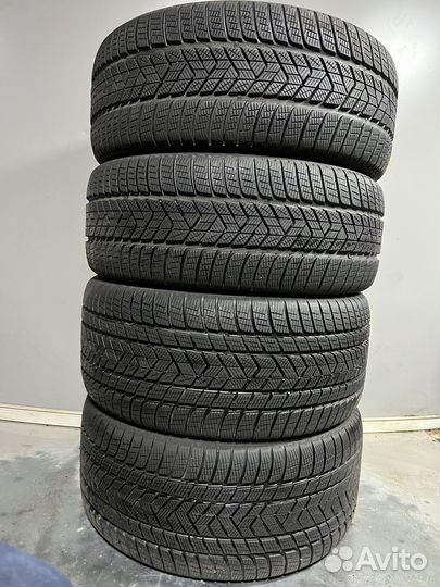 Pirelli Scorpion Winter RFT 275/40 R22 и 315/35 R22
