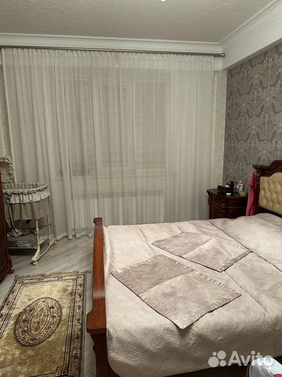 Покрывало на кровать новое