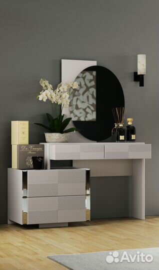 Цена за весь новый Спальный гарнитур