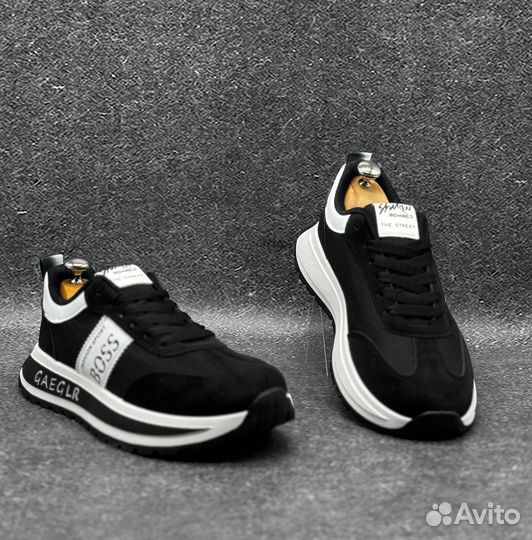Кроссовки мужские boss