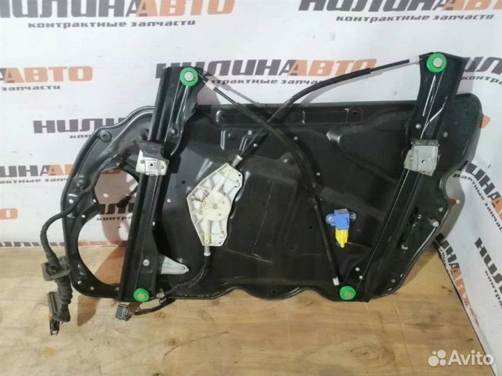 Стеклоподъемник передний левый Volkswagen Passat