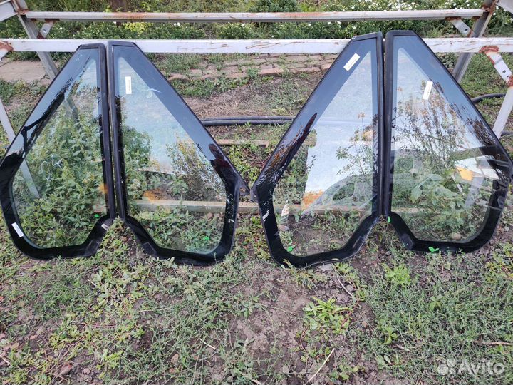 Форточка ford transit правая с 2000 по 2013 год