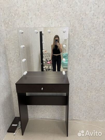 Туалетный столик, 80х45х156 см