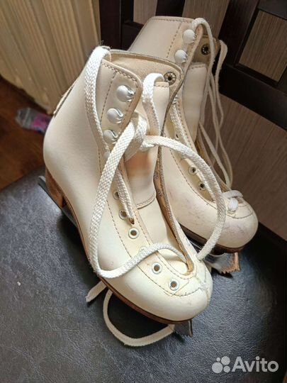 Фигурные коньки wifa 31