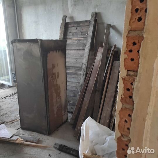 Демонтаж стен, полов, демонтажные работы