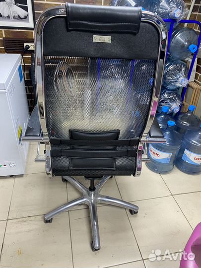 Компьютерное кресло