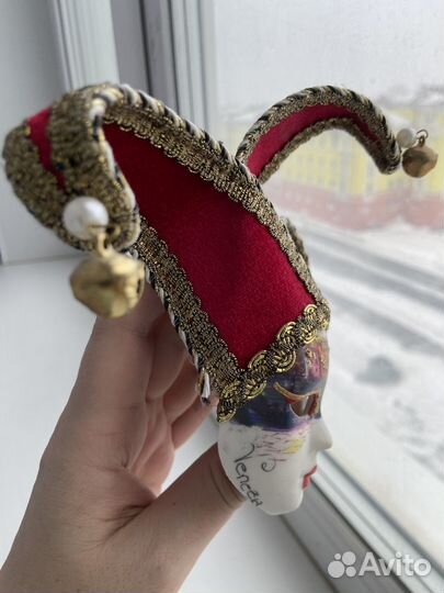 Венецианская маска настоящая