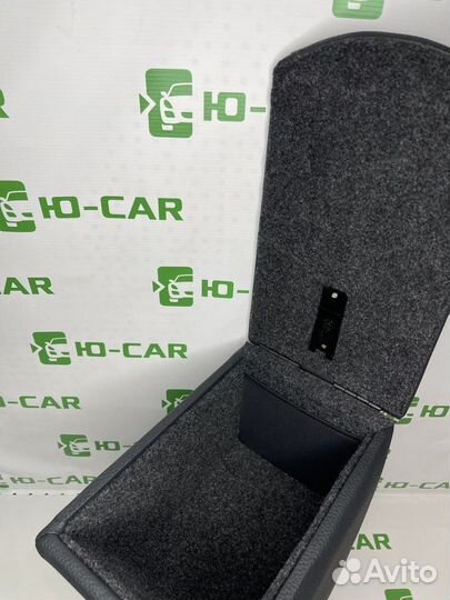 Подлокотник Toyota Sienta (2016+) Бардачок