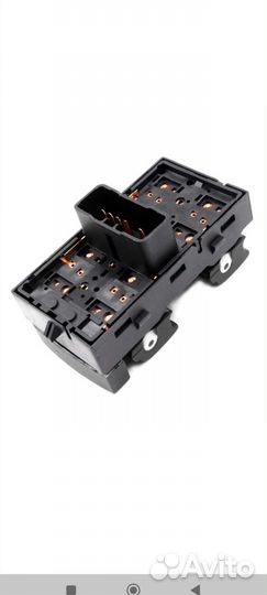 Выключатель стеклоподъемника Chevrolet Aveo T300