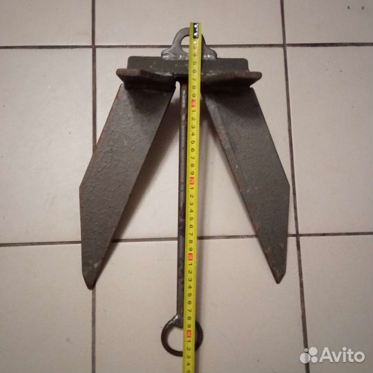 Якорь для лодки