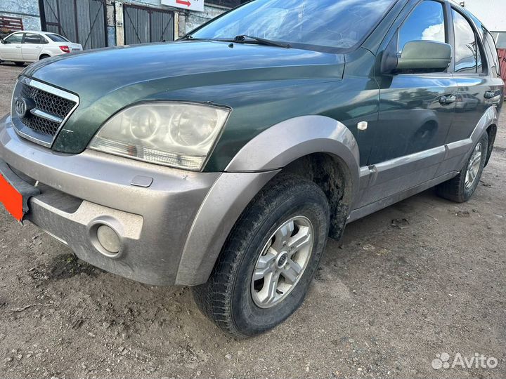 Киа Соренто I дорестайлинг 2005 г авто на запчасти