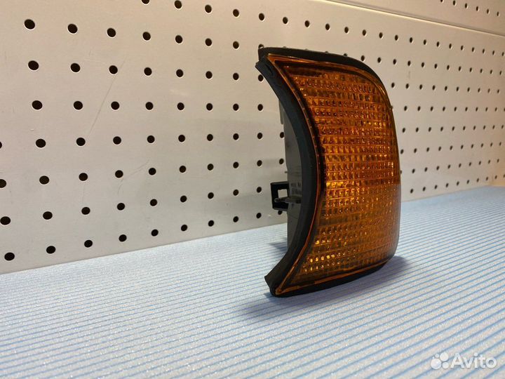 Указатель поворота левый Bmw 5 Серия E34