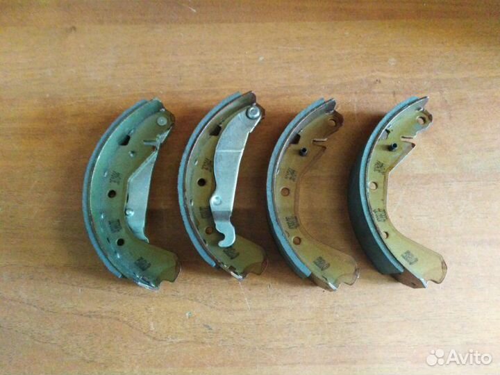 Колодки тормозные задние Opel Vectra 1988 - 1995