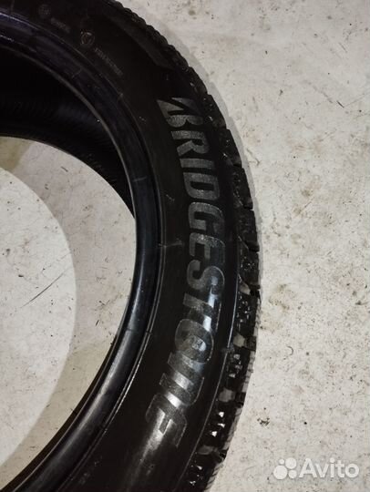 Bridgestone Ice Cruiser 7000S 205/50 R17