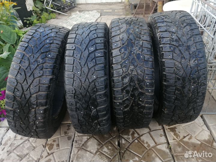 Gislaved NordFrost 100 175/65 R14 86