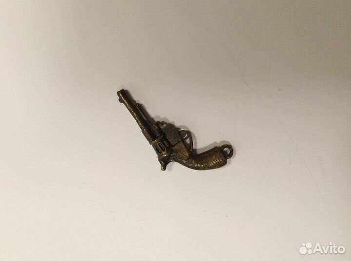 Брелок револьвер, наган, пистолет, СССР, раритет