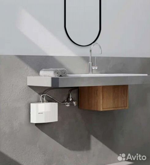 Проточный электрический водонагреватель EIL 6 Plus