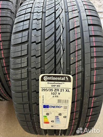 Continental CrossContact UHP 295/35 R21 107Y