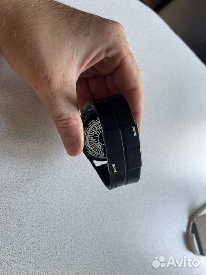 Часы Porsche Design Worldtimer