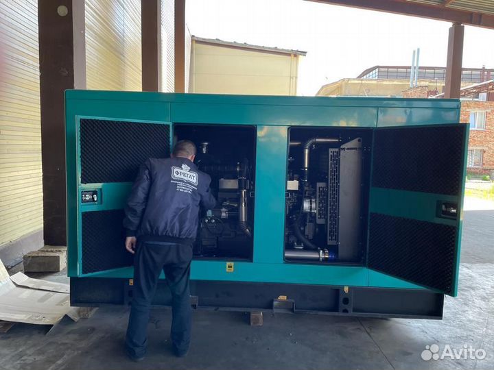 Дизельный генератор 200 квт в кожухе