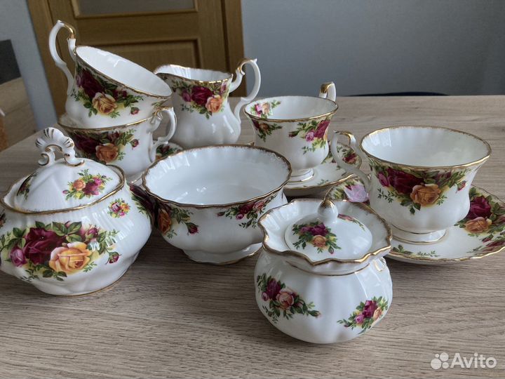 Сервиз Old Country Roses до 1972, 1,2 клеймо