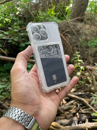 Чехол на iPhone с карманом для карты