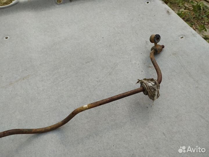 Стабилизатор Лада 2114 Самара I (2001–2013)