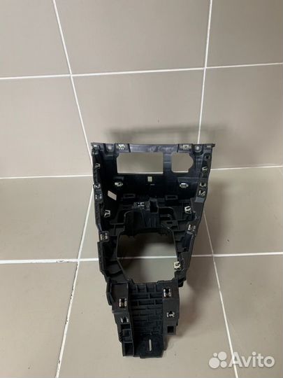 Консоль центральная Renault Duster 2 (Hjd) 2 1.3