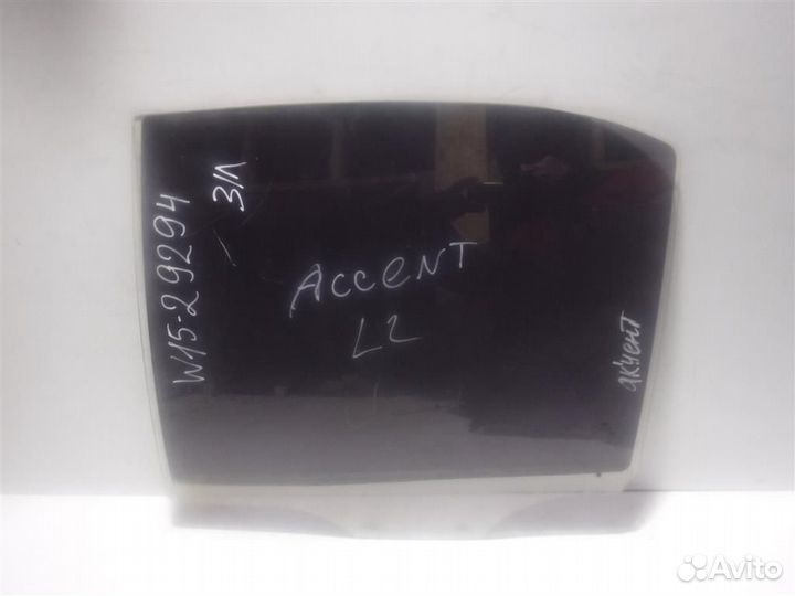 Стекло двери задней левой Hyundai Accent II (LC)