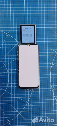 Samsung M21 дисплей