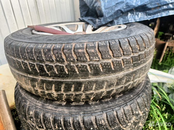 Bars UZ100 175/90 R13 27J