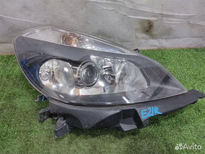 Фара правая Renault Clio 3 2006