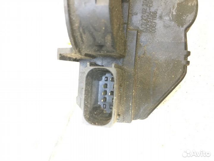 Замок дверной передний правый Chevrolet Cruze