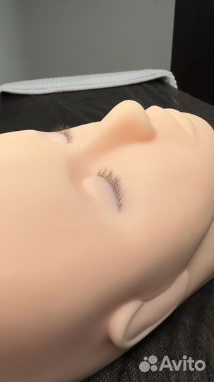 Манекен для наращивания ресниц