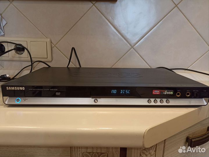 DVD-плеер Samsung DVD-K250