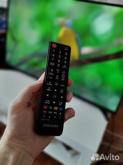 Samsung SMART TV большой телевизор