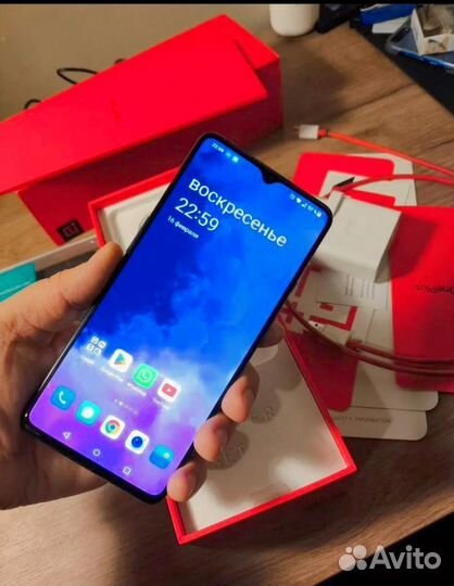 OnePlus 7T, 8/256 ГБ