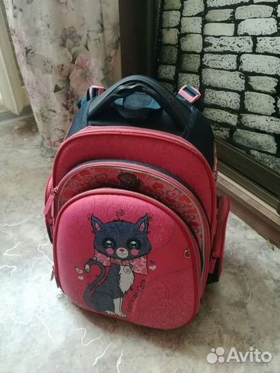 Школьный рюкзак
