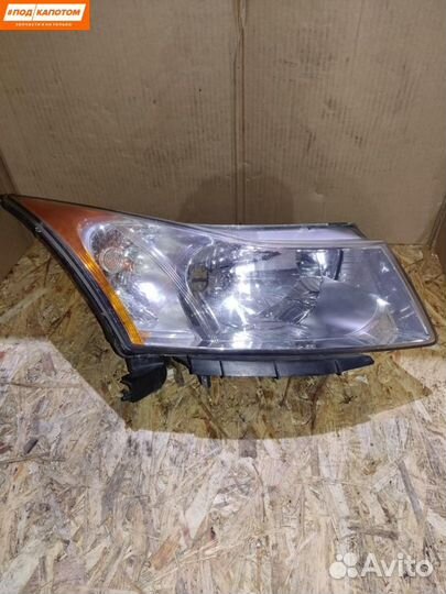Фара правая Chevrolet Cruze