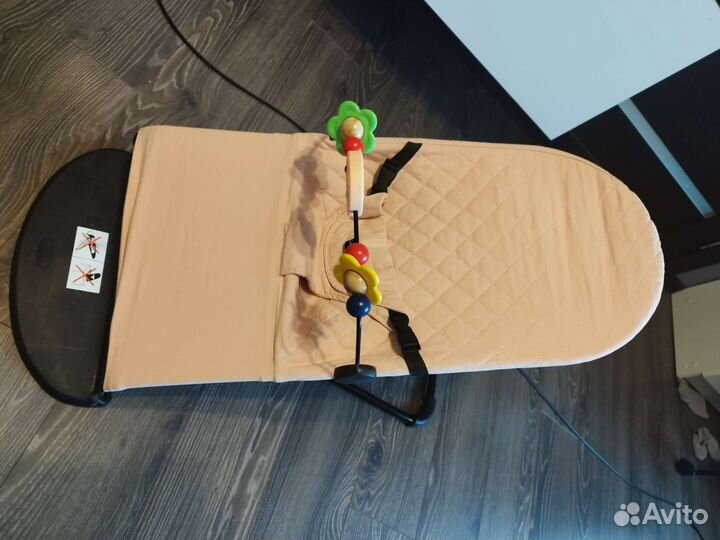 Шезлонг детский розовый