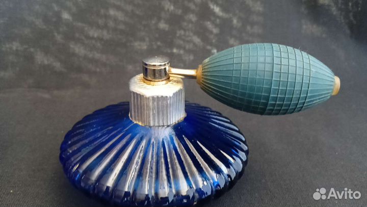 Флаконы для духов, одеколона. Пульверизатор