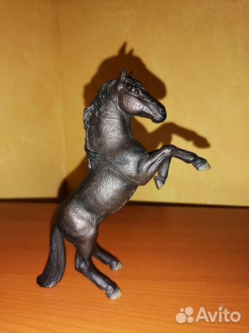 Фигурка лошади Schleich