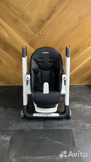 Десткое кресло Peg-Perego Siesta Follow me