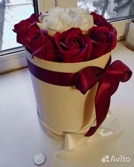 Букет роз из мыла в упаковке