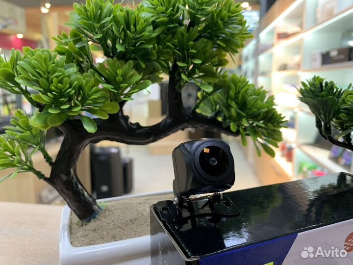 Камера заднего вида Boss mini (новая, гарантия)